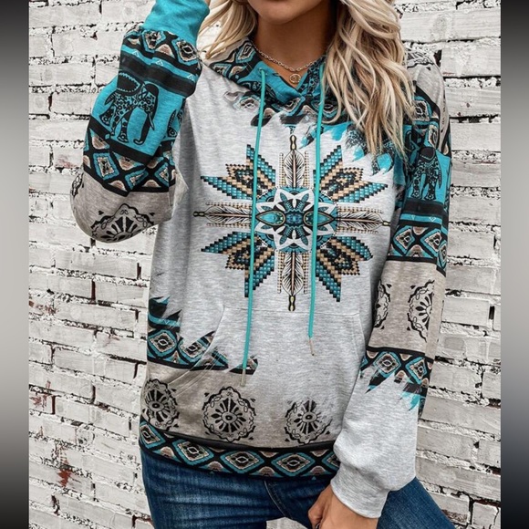 🌵Turquoise Aztec Tribal Print Kangaroo Pocket Drawstring Hoodie - Picture 3 of 10